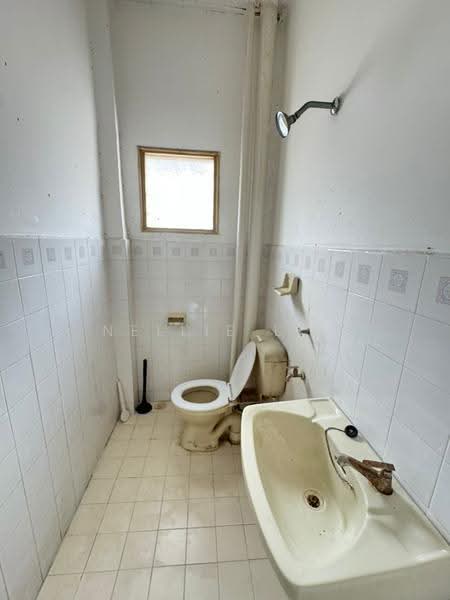 Apartment for Rent at Ria 2 Apartment - Nellie Lim - Bathroom - PropertyGuru.com.my