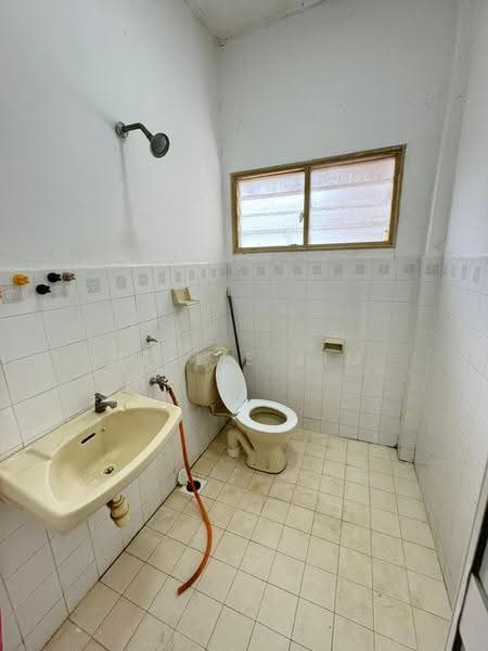 Apartment for Rent at Ria 2 Apartment - Nellie Lim - Bathroom - PropertyGuru.com.my