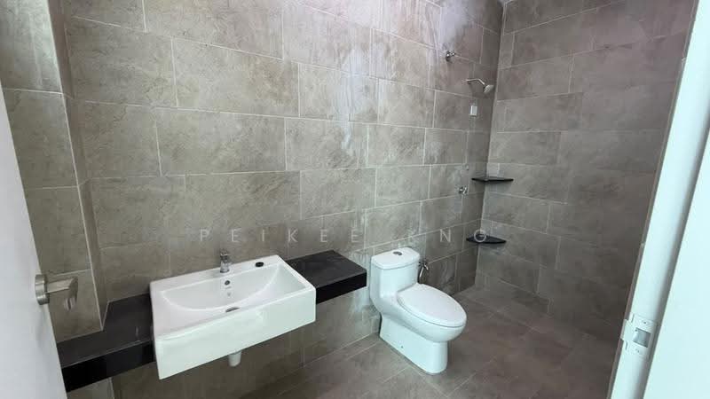 2-storey Terraced House for Sale in Kampung Ayer Molek (Ayer Molek) - Peikee Kng - Bathroom - PropertyGuru.com.my