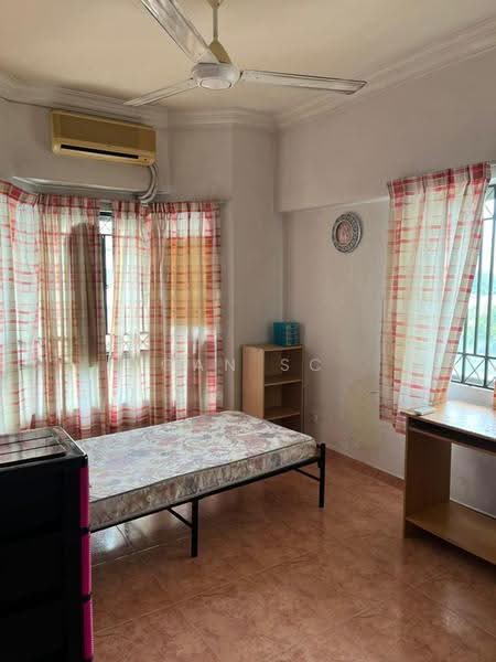 Kondominium untuk Dijual di Sri Pelangi Condominiums - Gan SC - Bedroom - PropertyGuru.com.my