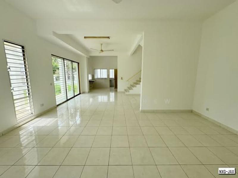 2-storey Terraced House for Sale in Setia Indah 12 (Setia Alam) - Jennie Chew - Living Room - PropertyGuru.com.my