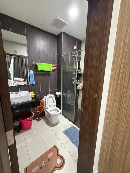 Kediaman Servis untuk Dijual di D'Secret Garden (Pangsapuri Kempas Indah) - Jack Wong - Bathroom - PropertyGuru.com.my