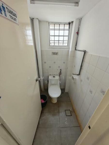 Second Floor Bathroom