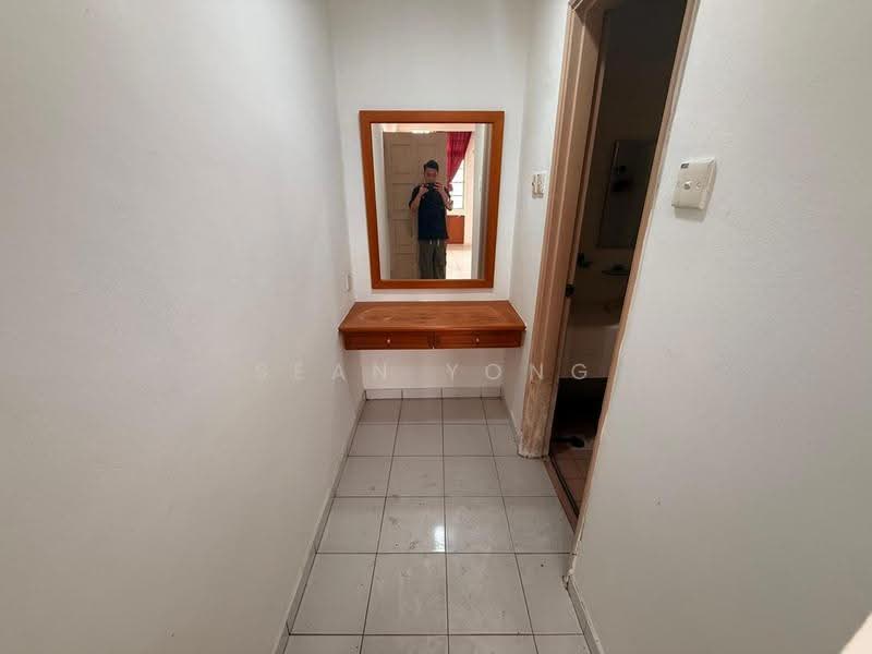 Condominium for Sale at Casa Mila - Sean Yong - Corridor - PropertyGuru.com.my