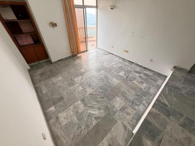 Condominium for Sale at Casa Mila - Sean Yong - Living Room - PropertyGuru.com.my
