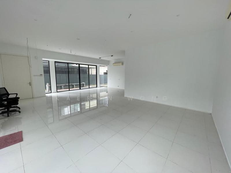 Rumah Berkembar untuk Dijual di Taman Cheras Vista (Cheras) - Kaeryn Wong - Living Room - PropertyGuru.com.my