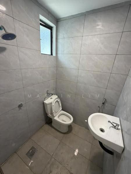 2-storey Terraced House for Sale in Taman Desa Cemerlang (Ulu Tiram) - Marvin Lim - Bathroom - PropertyGuru.com.my