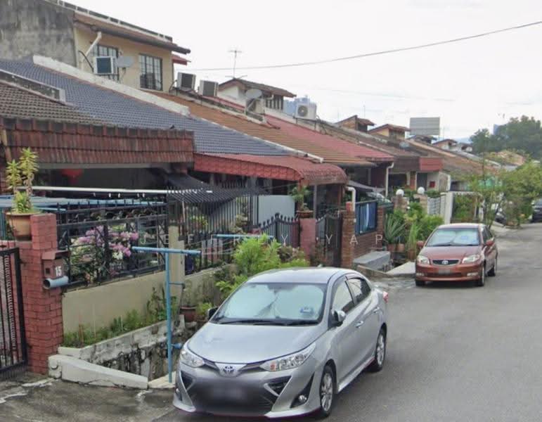 Rumah Teres 1-Tingkat untuk Dijual di Kepong Baru (Kepong) - Jeffrey Yap - Exterior - PropertyGuru.com.my