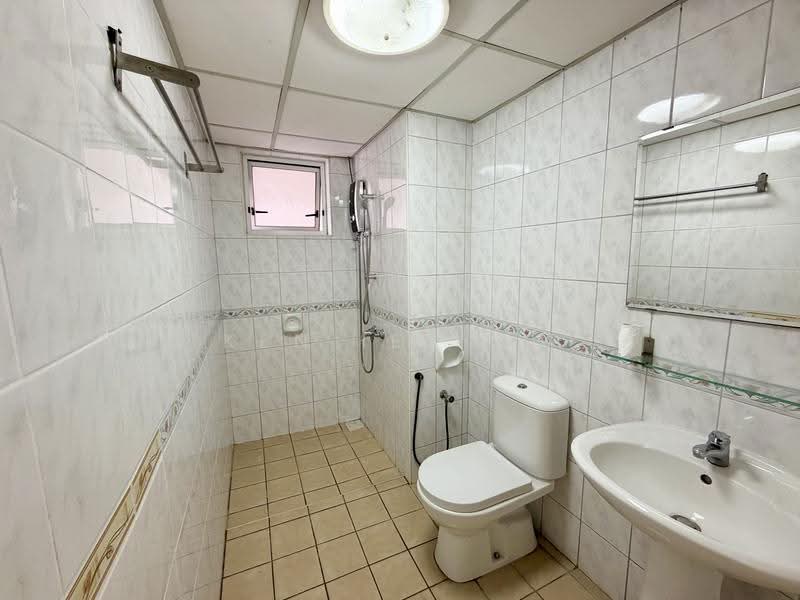 Condominium for Rent at Laman Suria - Ken Ie Yow - Bathroom - PropertyGuru.com.my