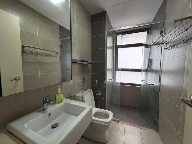 Kondominium untuk Disewa di Lakeville Residence - BC TAN - Bathroom - PropertyGuru.com.my