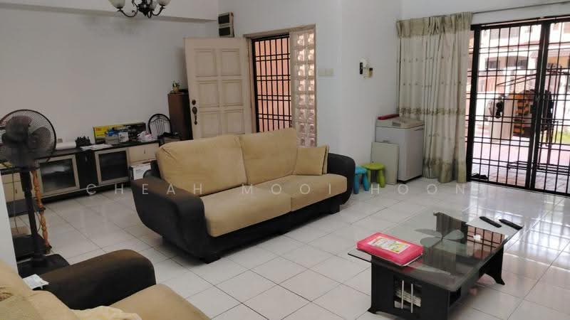 2-storey Terraced House for Sale in Sunway Damansara (Kota Damansara) - Cheah Mooi Hoon - Living Room - PropertyGuru.com.my