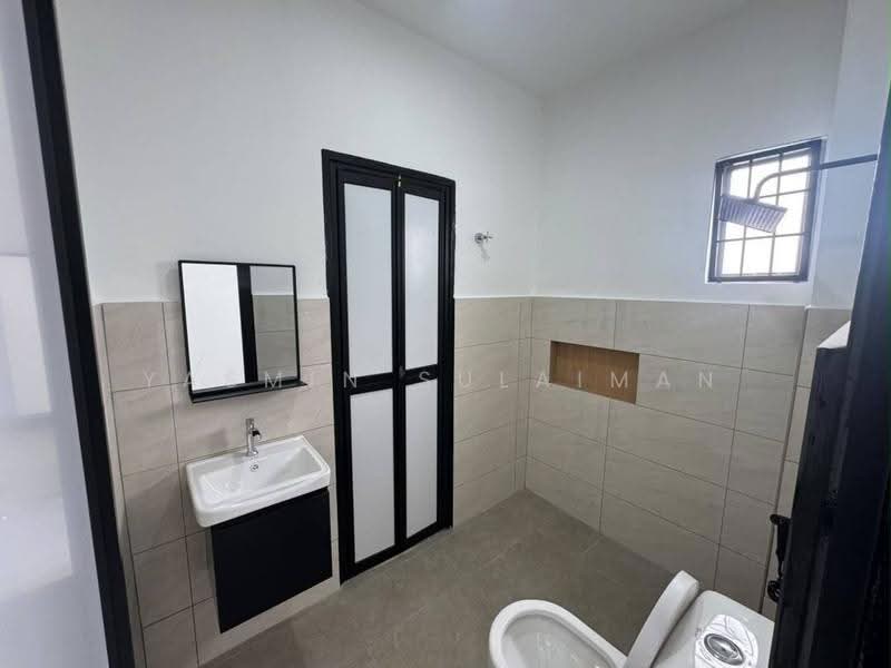2-storey Terraced House for Sale in Taman Subang Permai (Subang Jaya) - Yasmin Sulaiman - Bathroom - PropertyGuru.com.my