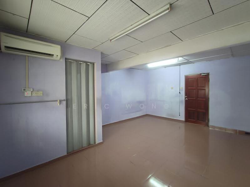 Rumah Teres 2-Tingkat untuk Dijual di Taman Skudai Baru (Skudai) - Eric Wong - PropertyGuru.com.my