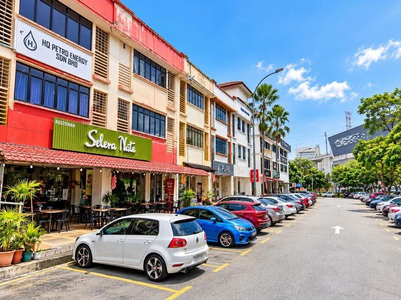 Shop / Office for Rent in Temasya Glenmarie (Glenmarie) - Yan Lu - PropertyGuru.com.my