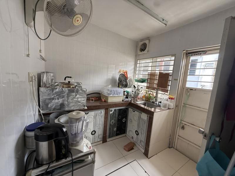 Rumah Teres 1-Tingkat untuk Dijual di Kepong Baru (Kepong) - Mandy Cheow - Kitchen - PropertyGuru.com.my