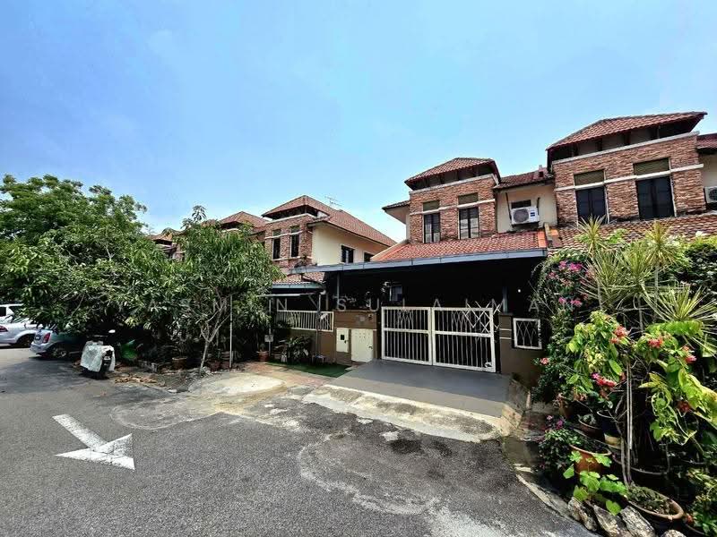 Rumah Teres 2-Tingkat untuk Dijual di Bandar Nusaputra (Puchong) - Yasmin Sulaiman - Exterior - PropertyGuru.com.my