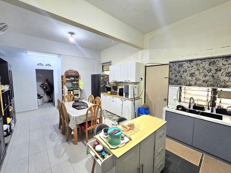 Rumah Teres 2-Tingkat untuk Dijual di Bandar Nusaputra (Puchong) - Yasmin Sulaiman - Kitchen - PropertyGuru.com.my
