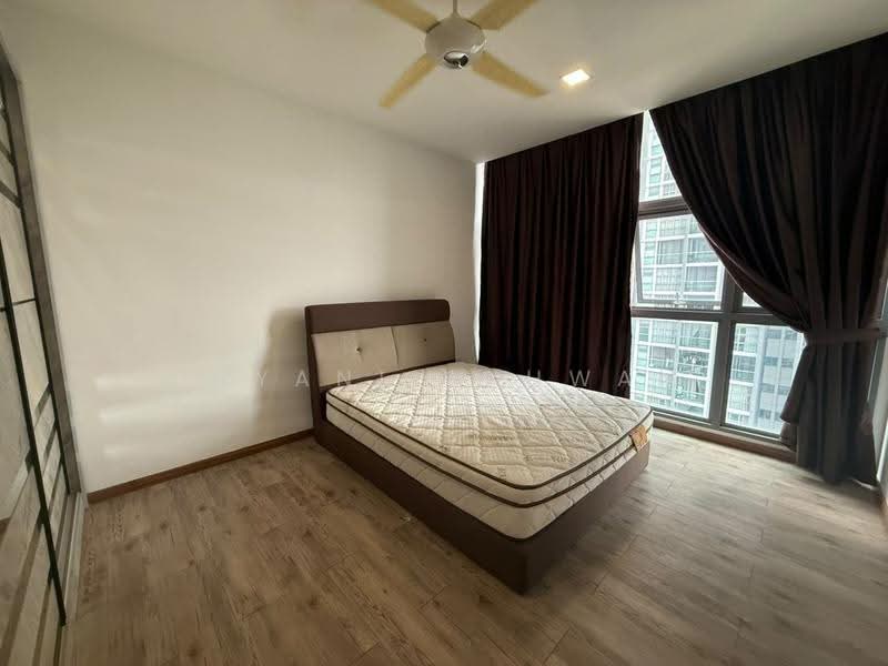 Condominium for Sale at Lakefront Residence - Iryani Akhwan - Bedroom - PropertyGuru.com.my