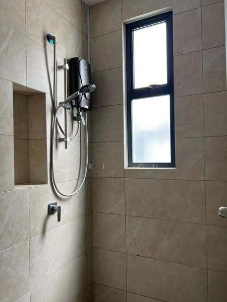 Rumah Teres untuk Disewa di Telok Panglima Garang (Selangor) - Miki You - Bathroom - PropertyGuru.com.my