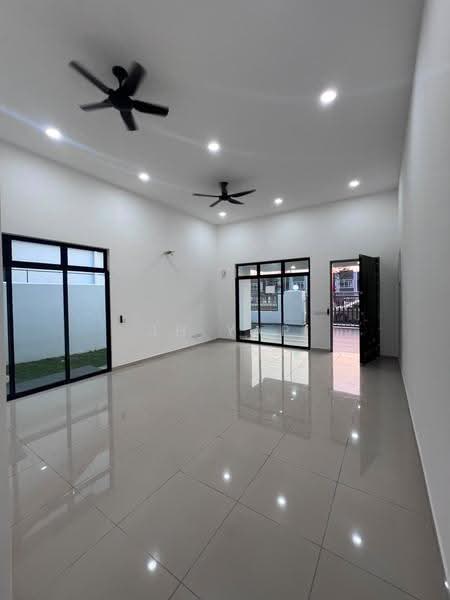 Rumah Berkembar untuk Disewa di Johor Bahru (Johor) - JH Yap - Living Room - PropertyGuru.com.my