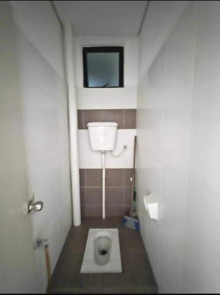 Shop for Rent in Bandar Dato Onn (Tebrau) - Thea Lai - Bathroom - PropertyGuru.com.my