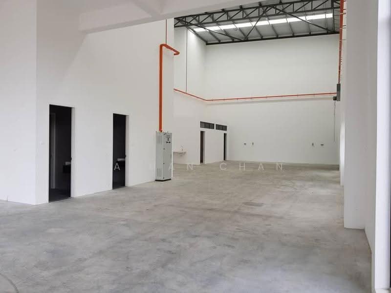 Cluster Factory for Sale in Eco Business Park 2 Senai (Senai) - Nathan Chan - Bathroom - PropertyGuru.com.my