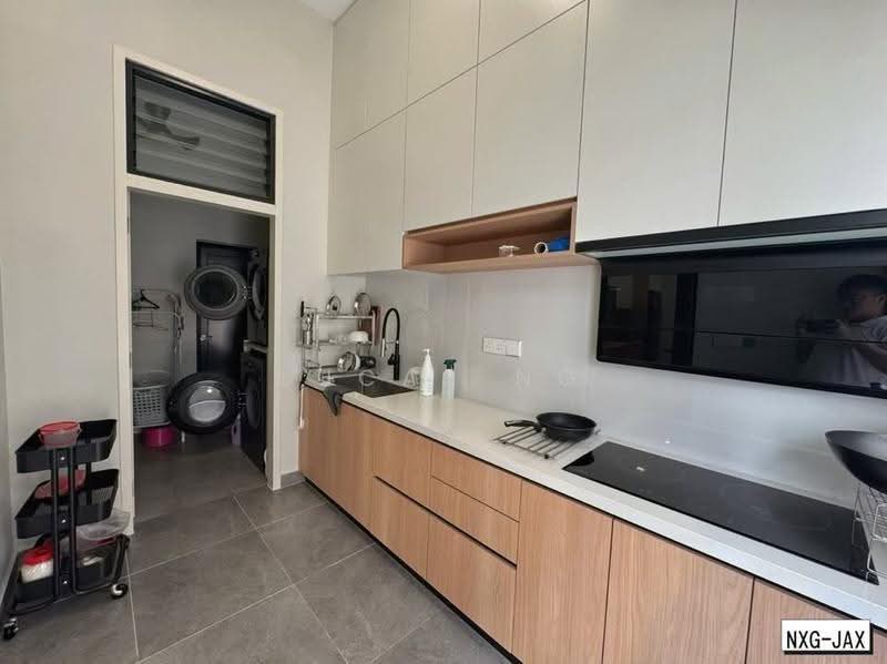 Semi-Detached House for Sale in Bandar Rimbayu (Telok Panglima Garang) - Lucas Ng - Kitchen - PropertyGuru.com.my