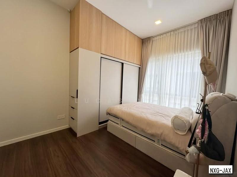 Semi-Detached House for Sale in Bandar Rimbayu (Telok Panglima Garang) - Lucas Ng - Bedroom - PropertyGuru.com.my