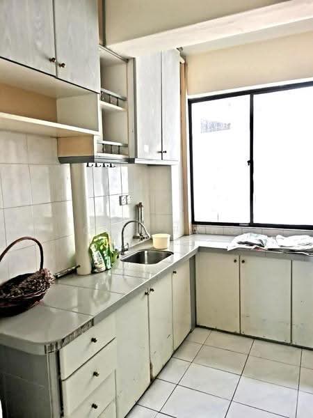 Condominium for Rent at E-Park Condominium - Jovin Pang - Kitchen - PropertyGuru.com.my