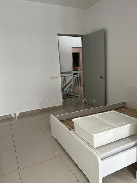 Rumah Teres 2-Tingkat untuk Disewa di Bandar Rimbayu (Telok Panglima Garang) - Miki You - Bedroom - PropertyGuru.com.my