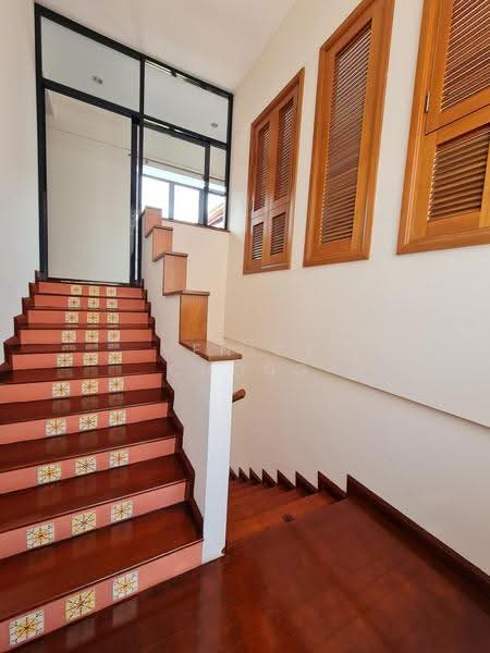 Bungalow House for Sale in Bukit Gita Bayu (Seri Kembangan) - Venice Chong - PropertyGuru.com.my