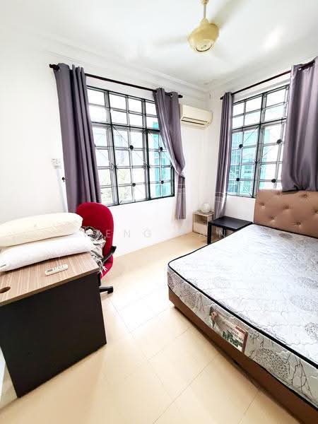 Bungalow House for Sale in Bukit Rahman Putra (Sungai Buloh) - Weng Tan - Bedroom - PropertyGuru.com.my