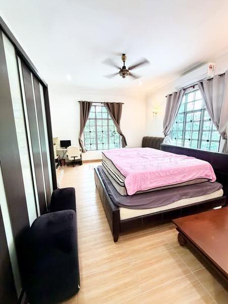 Bungalow House for Sale in Bukit Rahman Putra (Sungai Buloh) - Weng Tan - Bedroom - PropertyGuru.com.my