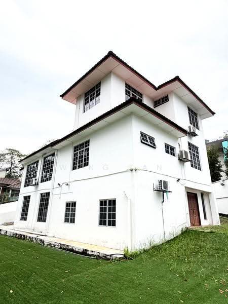Bungalow House for Sale in Bukit Rahman Putra (Sungai Buloh) - Weng Tan - Exterior - PropertyGuru.com.my