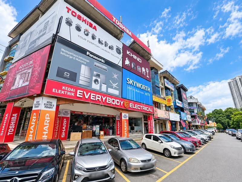 Kedai / Pejabat untuk Disewa di Seksyen 6 (Kota Damansara) - Yan Lu - PropertyGuru.com.my