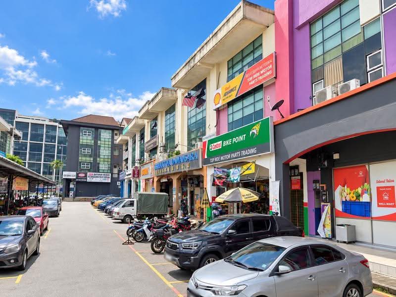 Kedai / Pejabat untuk Disewa di Seksyen 6 (Kota Damansara) - Yan Lu - PropertyGuru.com.my