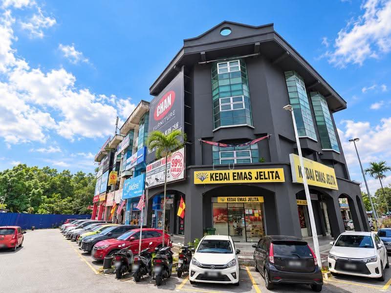 Kedai / Pejabat untuk Disewa di Seksyen 6 (Kota Damansara) - Yan Lu - Exterior - PropertyGuru.com.my