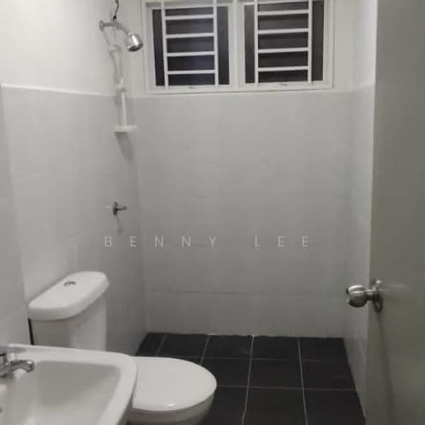 Apartment for Rent at Taman Sabha Impian - Benny Lee - Bathroom - PropertyGuru.com.my