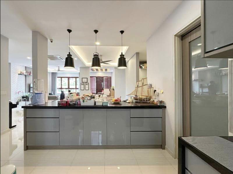 Kondominium untuk Dijual di Surian Condominium - Wes Chang - Kitchen - PropertyGuru.com.my
