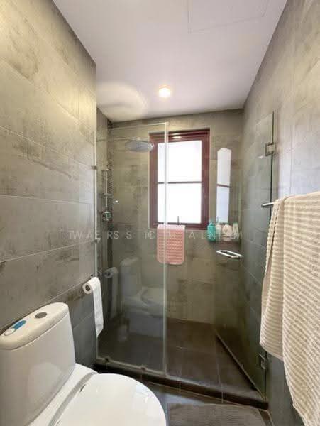 Kondominium untuk Dijual di Surian Condominium - Wes Chang - Bathroom - PropertyGuru.com.my