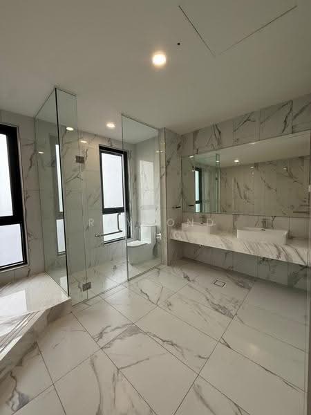 Bungalow House for Sale in Taman Tunku (Bukit Tunku (Kenny Hills)) - Raymond Ling - Bathroom - PropertyGuru.com.my