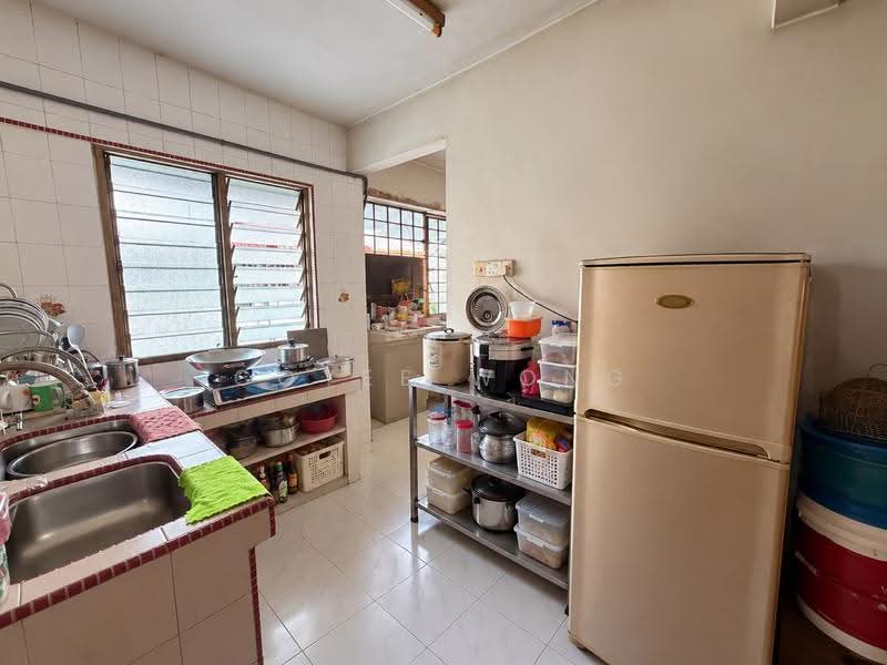 Flat for Sale at Jinjang Selatan - Coyee Wong - Kitchen - PropertyGuru.com.my