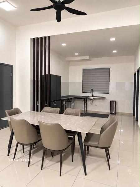Rumah Teres 2-Tingkat untuk Disewa di Bandar Rimbayu (Telok Panglima Garang) - Lucas Ng - Dining Room - PropertyGuru.com.my