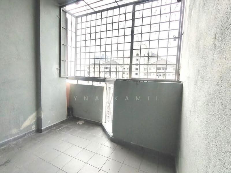 Pangsapuri untuk Dijual di Menara Orkid - Lyna Kamil - Balcony - PropertyGuru.com.my