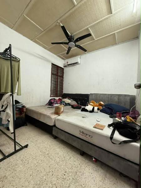 1-storey Terraced House for Sale in Taman Ungku Tun Aminah (Skudai) - Iden Tan - Bedroom - PropertyGuru.com.my