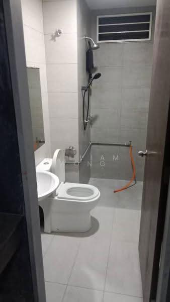 Service Residence for Sale at KL Traders Square - William Wong - Bathroom - PropertyGuru.com.my
