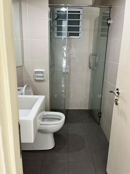Kediaman Servis untuk Disewa di Tiara Mutiara / The Crown - Vincent Lim - Bathroom - PropertyGuru.com.my