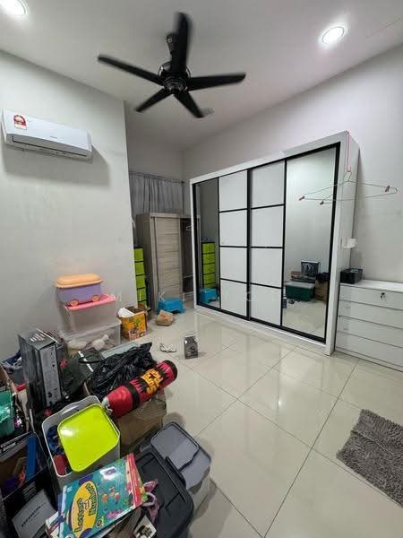 2-storey Terraced House for Rent in Kota Kemuning (Shah Alam) - Miki You - Bedroom - PropertyGuru.com.my
