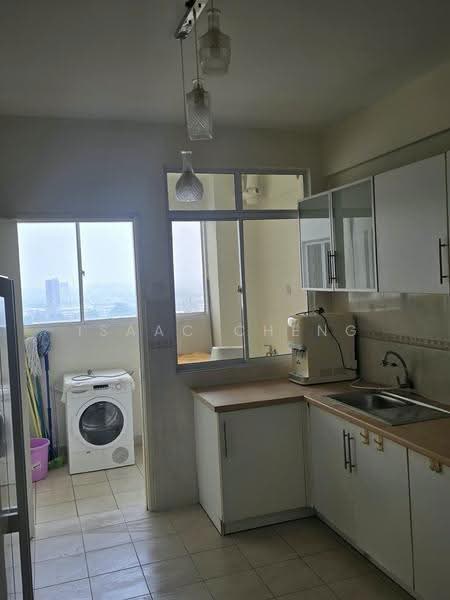 Condominium for Sale at Aseana Puteri - Isaac Cheng - Kitchen - PropertyGuru.com.my