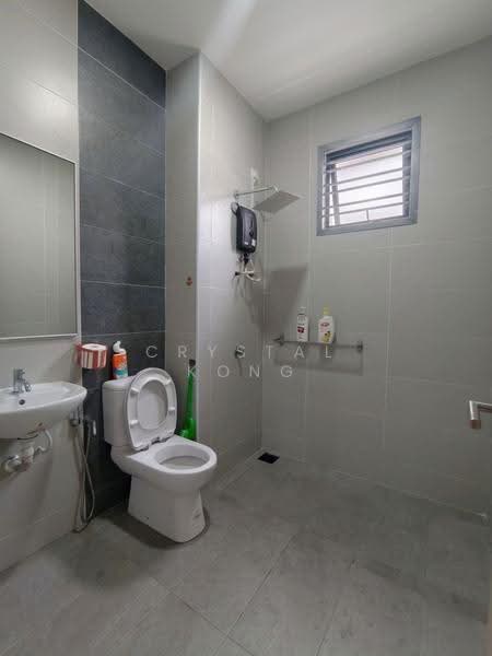 2-storey Terraced House for Sale in Taman Mutiara Rini (Skudai) - Crystal Kong - Bathroom - PropertyGuru.com.my